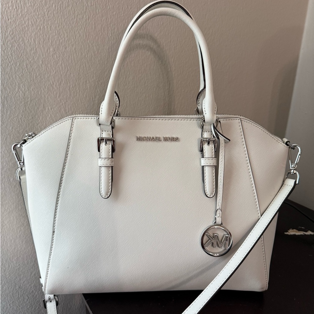 Michael Kors White Saffiano Leather Dome Satchel with Silver Hardware - Picture 5 of 6
